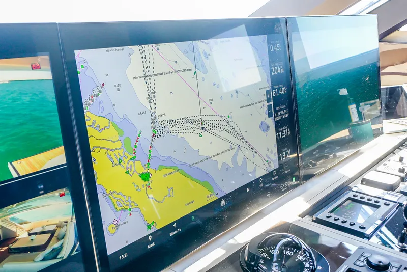 Slide: The Image of Ocean Alexander 37 L 2022 - 75