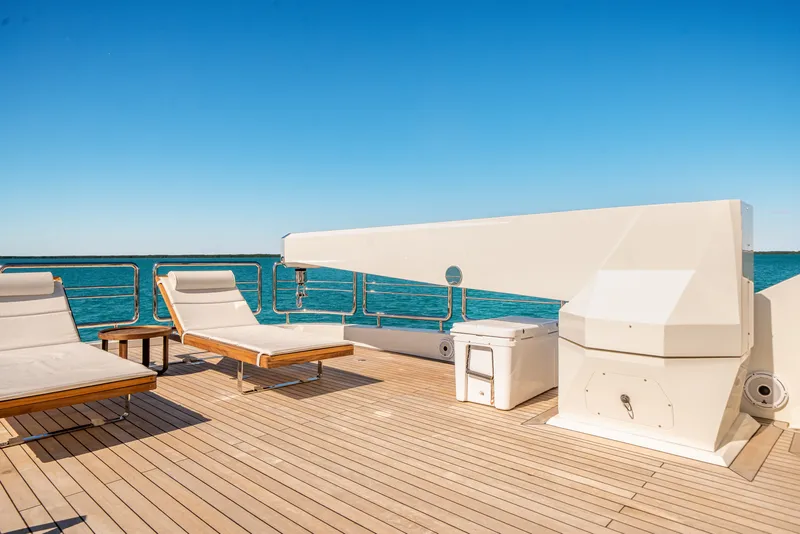 Slide: The Image of Ocean Alexander 37 L 2022 - 97