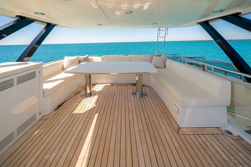 Slide: The Image of Ocean Alexander 37 L 2022 - 99