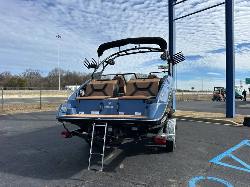 Slide: The Image of Yamaha 222XD 2026 - 2