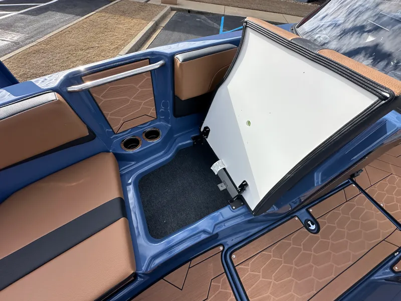 Slide: The Image of Yamaha 222XD 2026 - 8