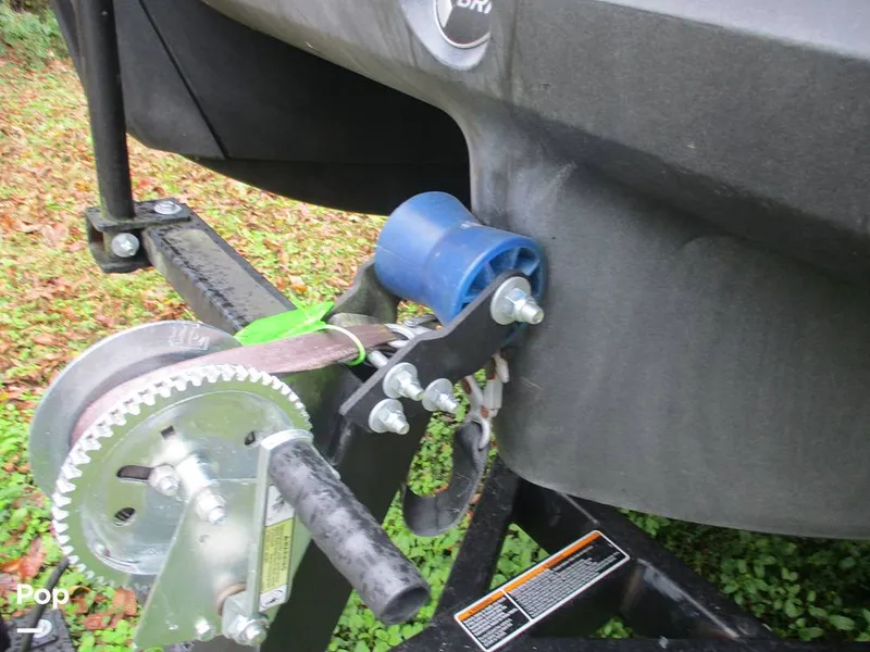 Slide: The Image of Sea-Doo Switch 19 2023 - 16105475