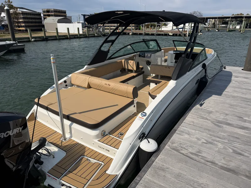 Slide: The Image of Sea Ray SDX 270 Outboard 2026 - 8