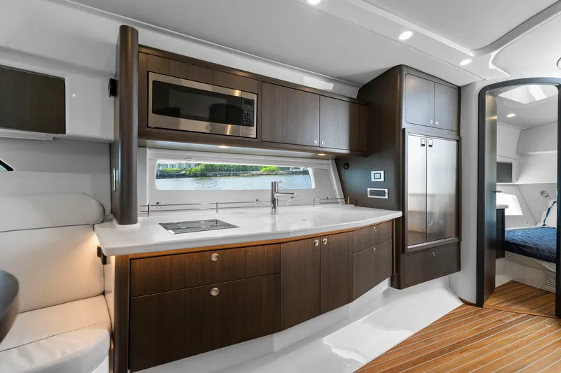 Slide: The Image of Intrepid 50 EVOLUTION 2026 - 20