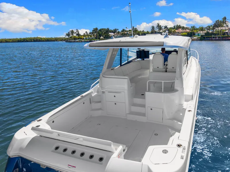 Slide: The Image of Intrepid 50 EVOLUTION 2026 - 3