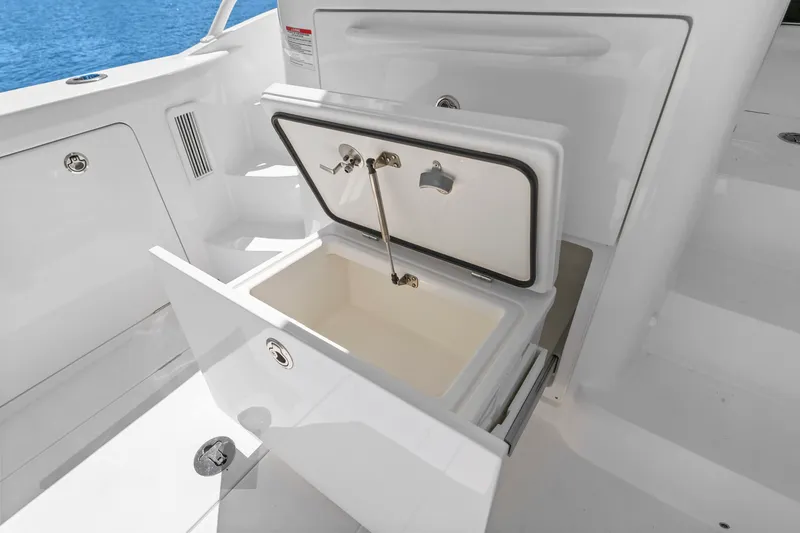 Slide: The Image of Intrepid 50 EVOLUTION 2026 - 35