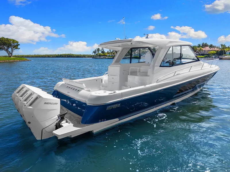 Slide: The Image of Intrepid 50 EVOLUTION 2026 - 4