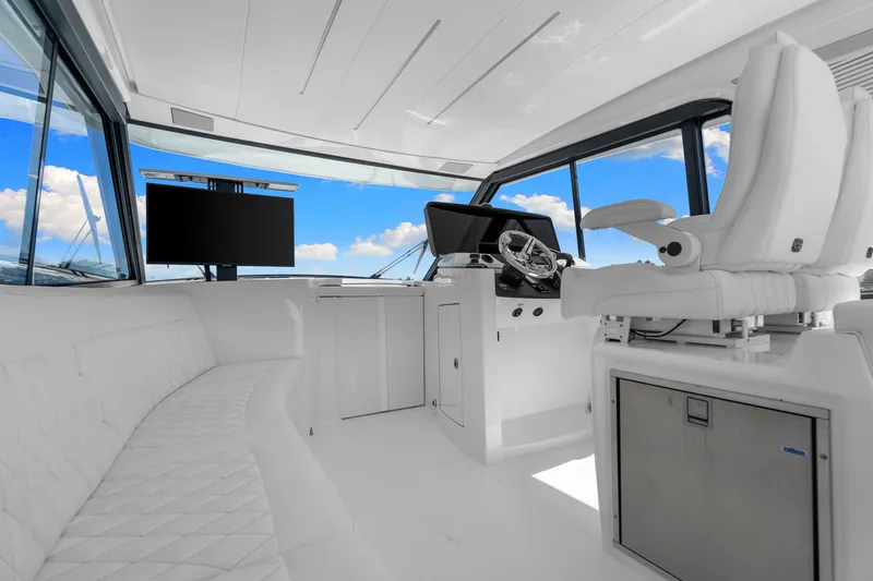 Slide: The Image of Intrepid 50 EVOLUTION 2026 - 41