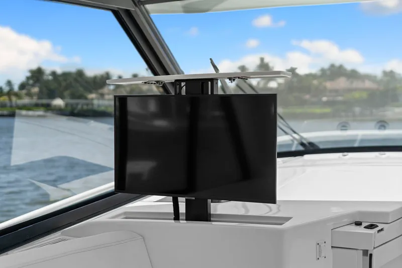 Slide: The Image of Intrepid 50 EVOLUTION 2026 - 45