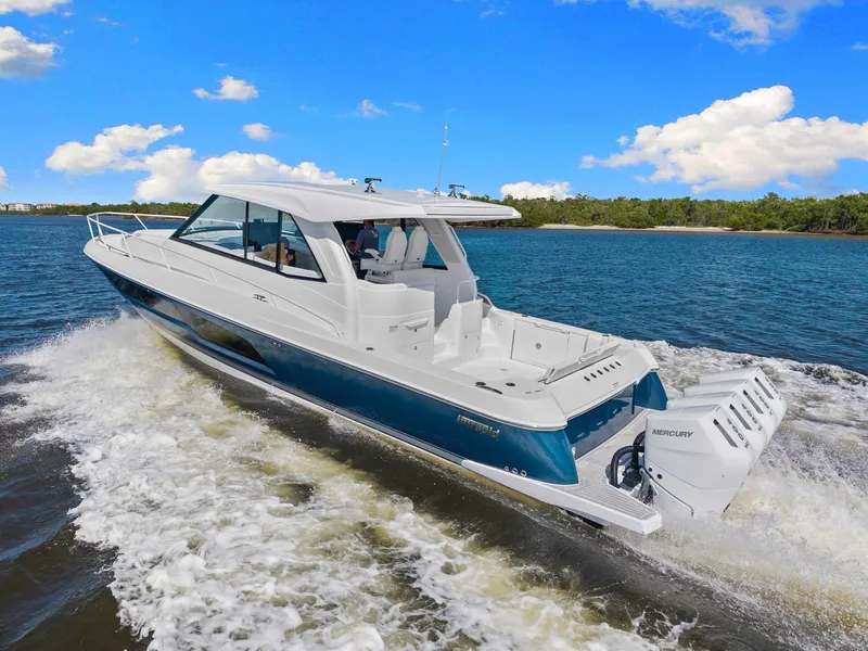 Slide: The Image of Intrepid 50 EVOLUTION 2026 - 9