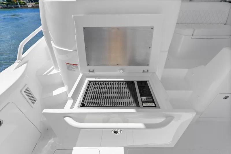 Slide: The Image of Intrepid 50 EVOLUTION 2026 - 33