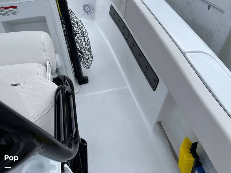 Slide: The Image of Sea Hunt Ultra 234 2024 - 16172592