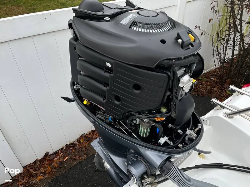 Slide: The Image of Sea Hunt Ultra 234 2024 - 16172639