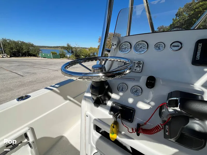 Slide: The Image of NauticStar 231 Coastal 2017 - 16011213