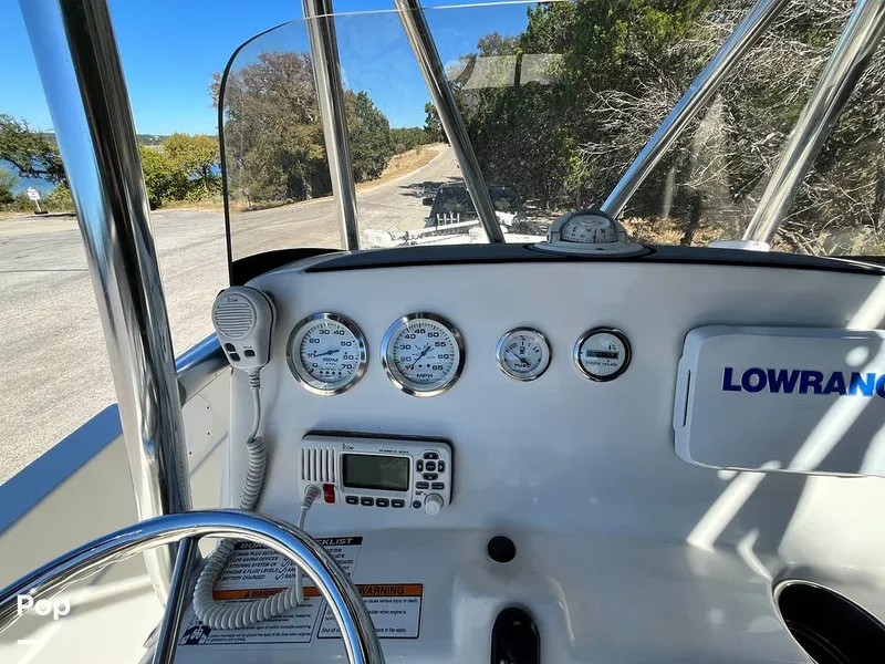 Slide: The Image of NauticStar 231 Coastal 2017 - 16011208