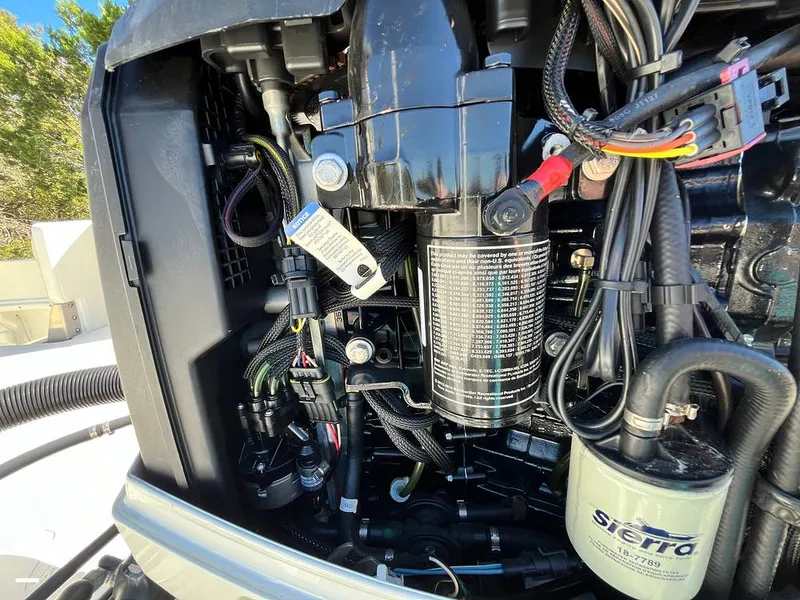 Slide: The Image of NauticStar 231 Coastal 2017 - 16011331