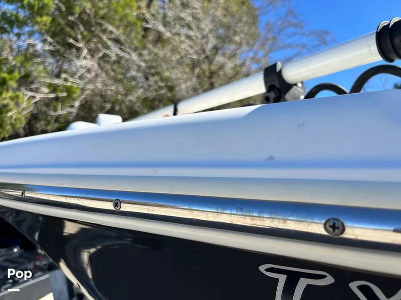 Slide: The Image of NauticStar 231 Coastal 2017 - 16011347