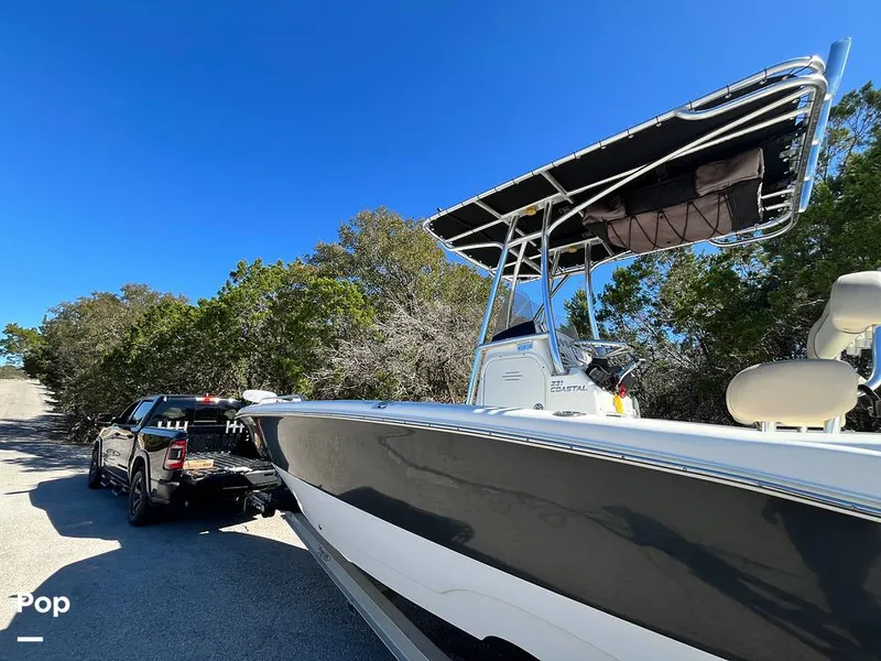 Slide: The Image of NauticStar 231 Coastal 2017 - 16011179