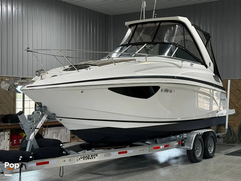 Slide: The Image of Regal 28 Express 2018 - 15987391