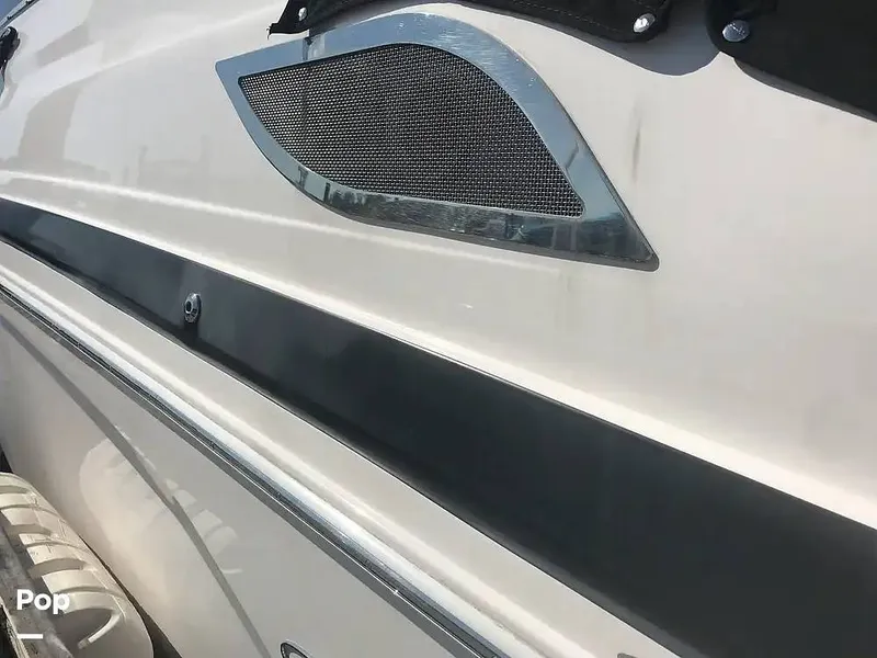 Slide: The Image of Regal 28 Express 2018 - 15977744