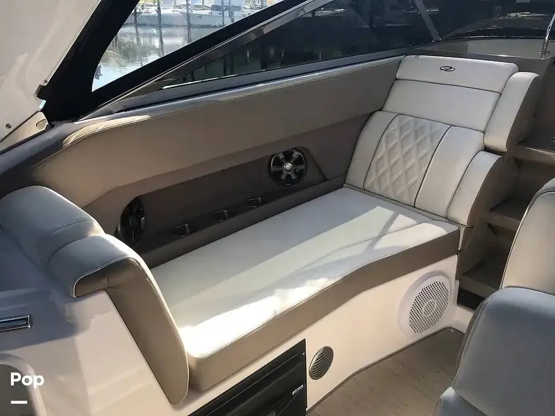 Slide: The Image of Cockpit Seating - 15977747