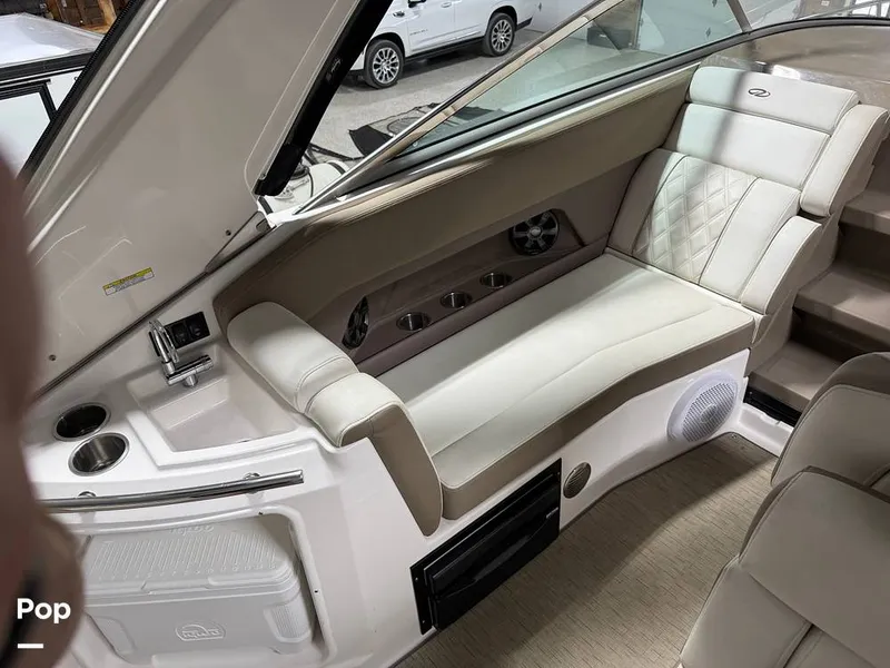 Slide: The Image of Regal 28 Express 2018 - 15977467