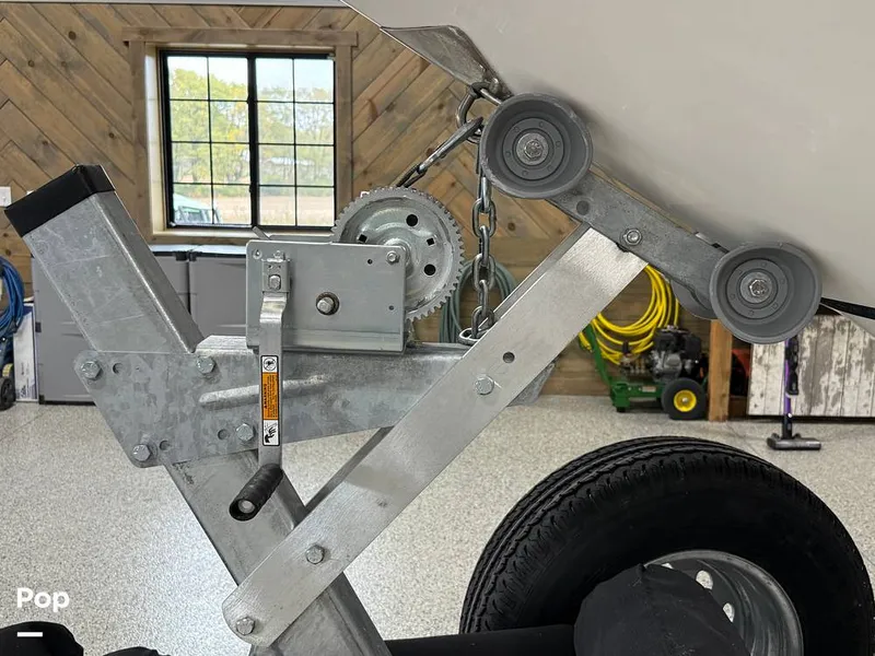 Slide: The Image of Regal 28 Express 2018 - 15977482