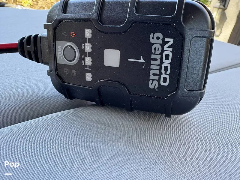 Slide: The Image of Sea-Doo Switch 18 2024 - 16035571