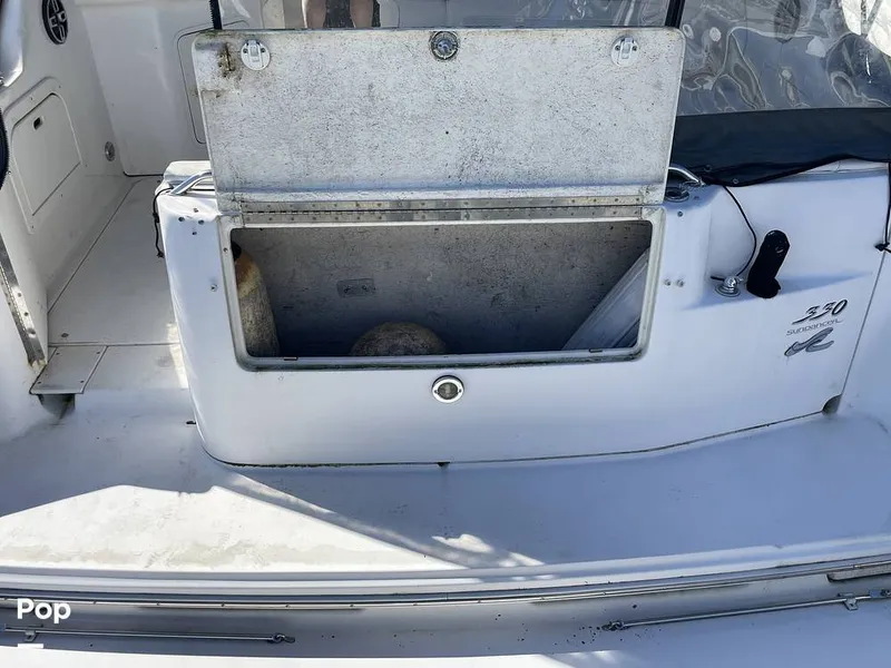 Slide: The Image of Sea Ray 330 Sundancer 1995 - 16358876