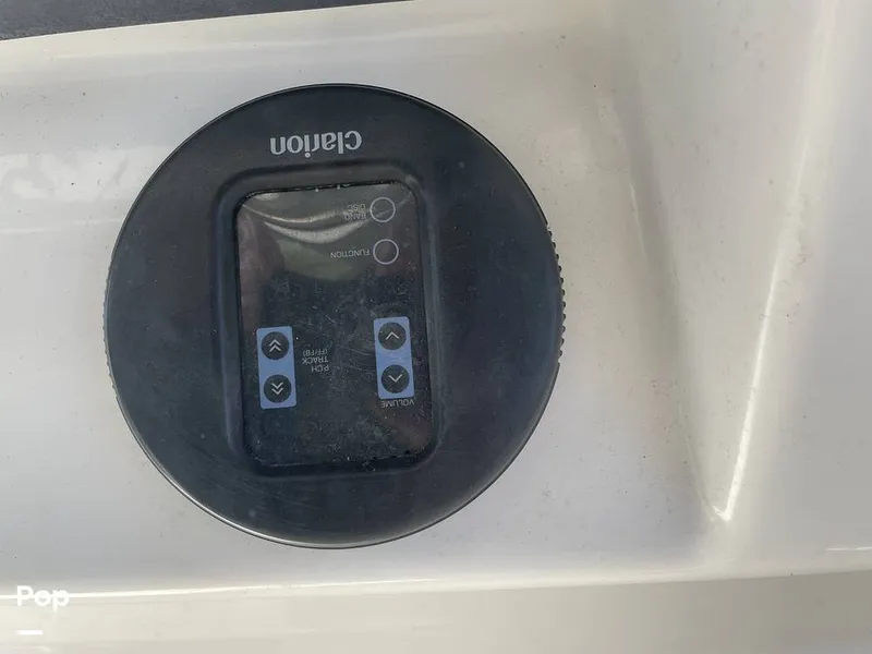 Slide: The Image of Sea Ray 330 Sundancer 1995 - 16358785