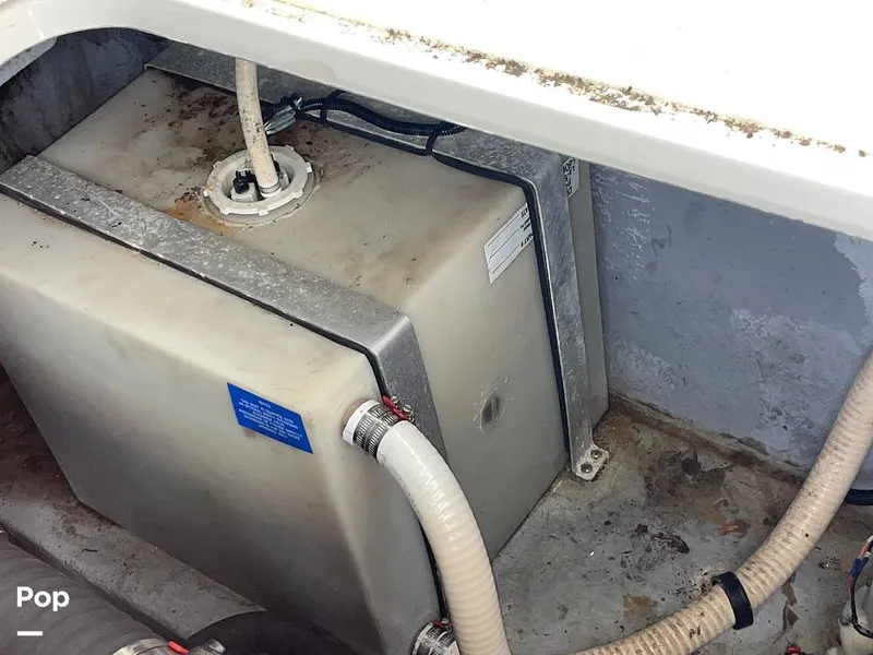 Slide: The Image of Sea Ray 330 Sundancer 1995 - 16358789