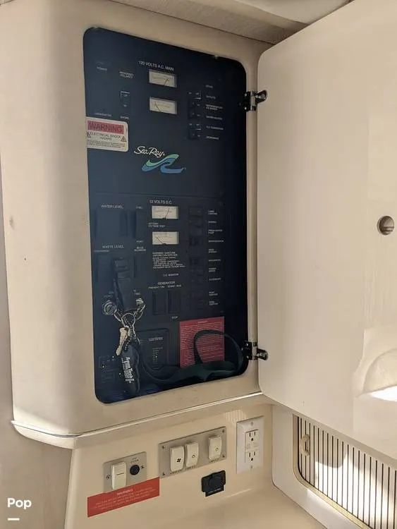 Slide: The Image of Sea Ray 330 Sundancer 1995 - 16037806