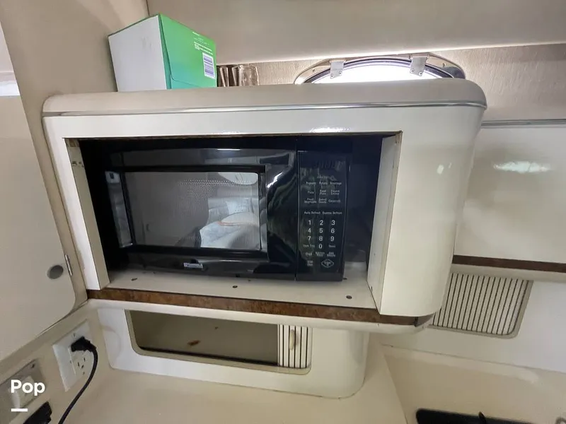 Slide: The Image of Sea Ray 330 Sundancer 1995 - 16358841