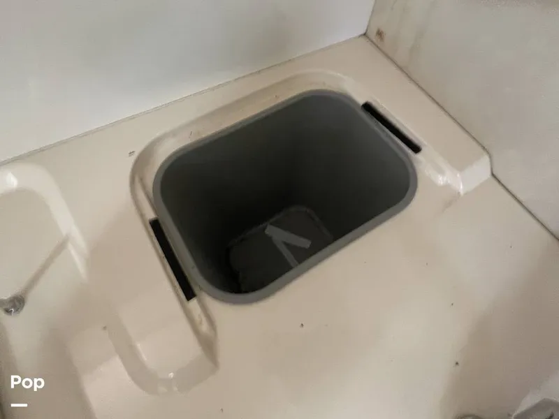 Slide: The Image of Sea Ray 330 Sundancer 1995 - 16358845