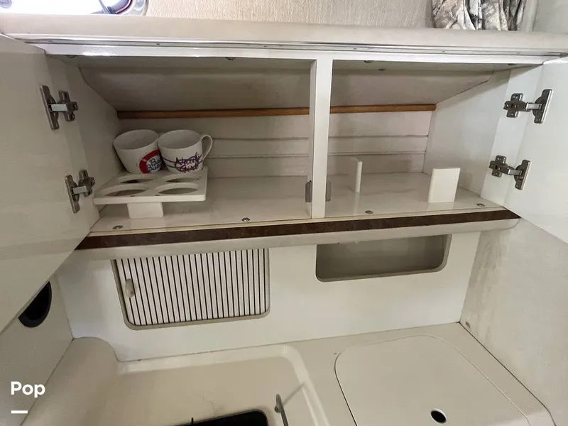 Slide: The Image of Sea Ray 330 Sundancer 1995 - 16358846