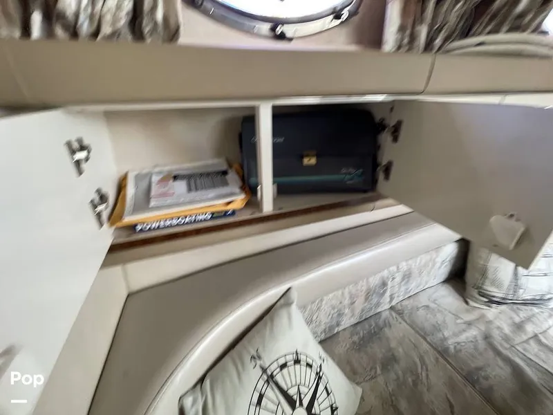 Slide: The Image of Sea Ray 330 Sundancer 1995 - 16358859