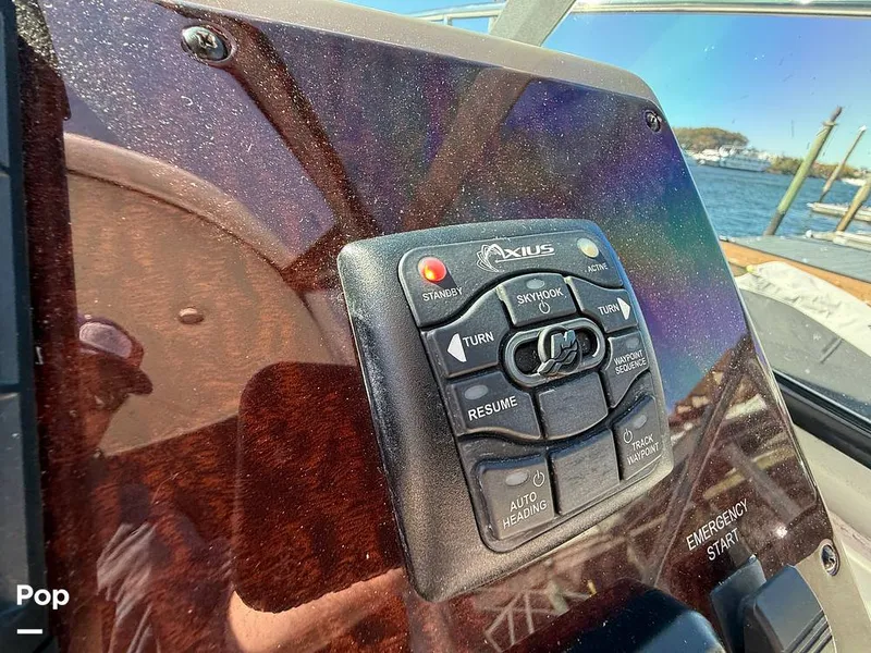 Slide: The Image of Sea Ray 350 Sundancer 2012 - 15973556