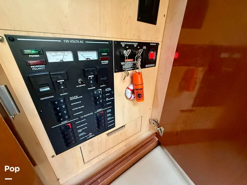 Slide: The Image of Sea Ray 350 Sundancer 2012 - 15973609