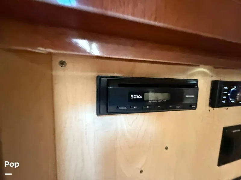 Slide: The Image of Sea Ray 350 Sundancer 2012 - 15973612