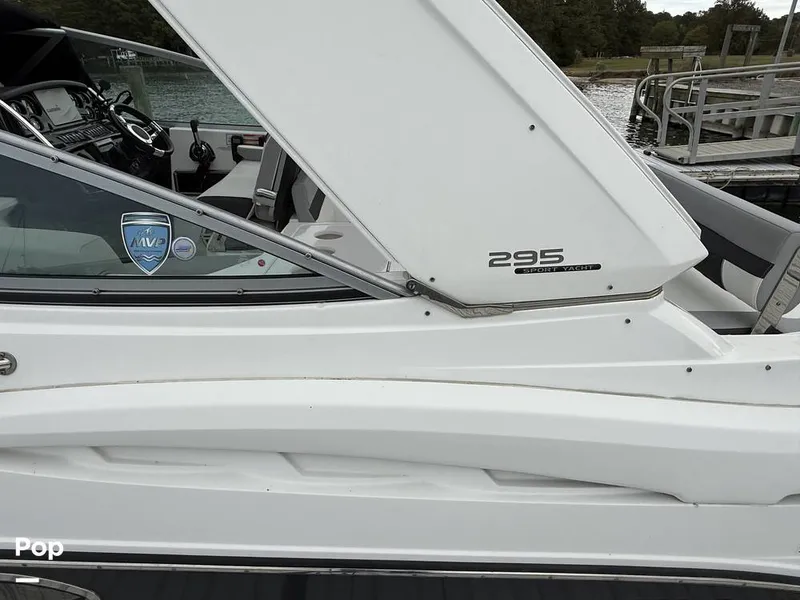 Slide: The Image of Monterey 295 SY 2020 - 15996102