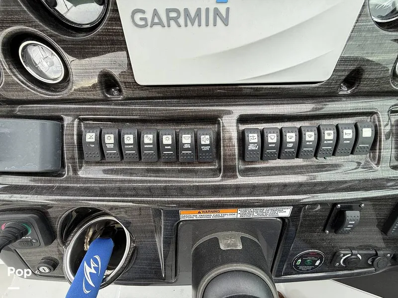 Slide: The Image of Monterey 295 SY 2020 - 15996142