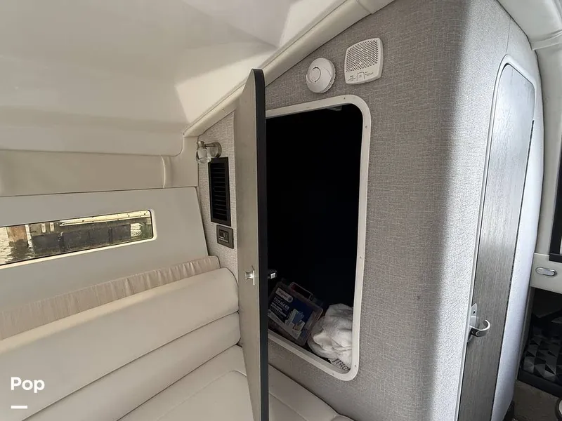 Slide: The Image of Monterey 295 SY 2020 - 15996192