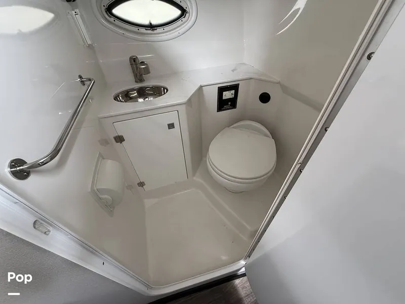 Slide: The Image of Monterey 295 SY 2020 - 15996195