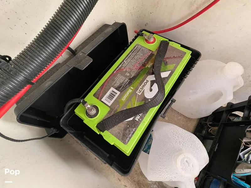 Slide: The Image of Lithium Battery - 16045306