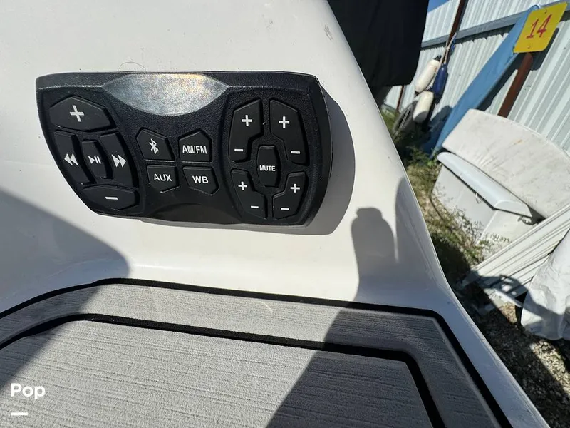 Slide: The Image of Yamaha 252S 2021 - 15997245