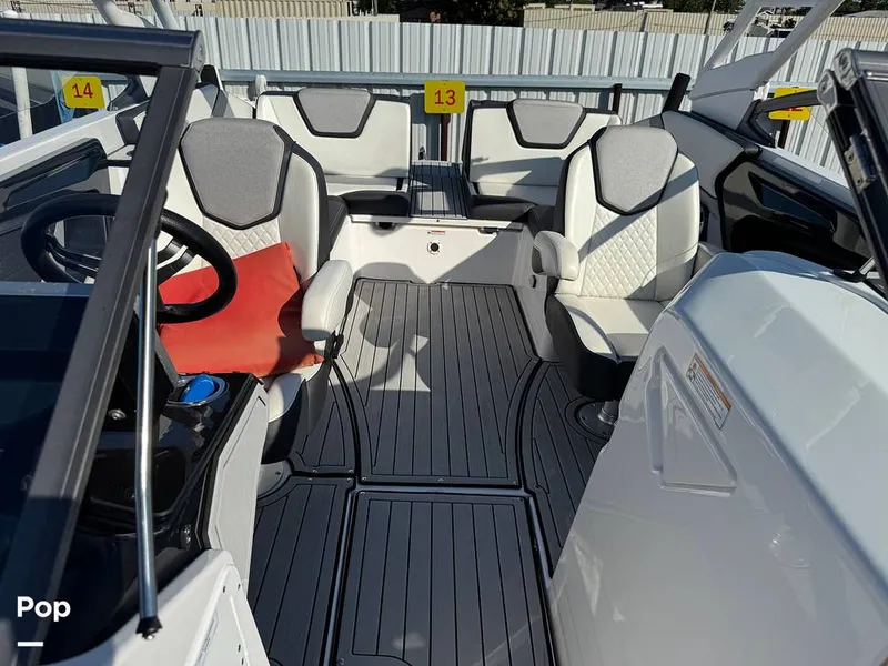 Slide: The Image of Yamaha 252S 2021 - 15997265