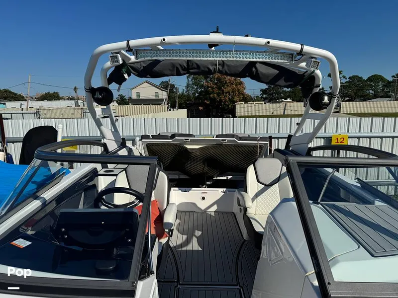 Slide: The Image of Yamaha 252S 2021 - 15997288