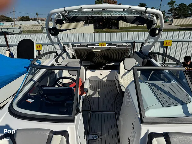 Slide: The Image of Yamaha 252S 2021 - 15997289