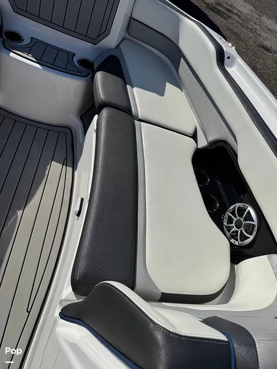 Slide: The Image of Yamaha 252S 2021 - 15997292