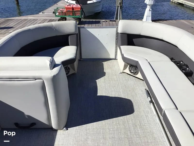 Slide: The Image of Harris HCX23 2025 - 15981799